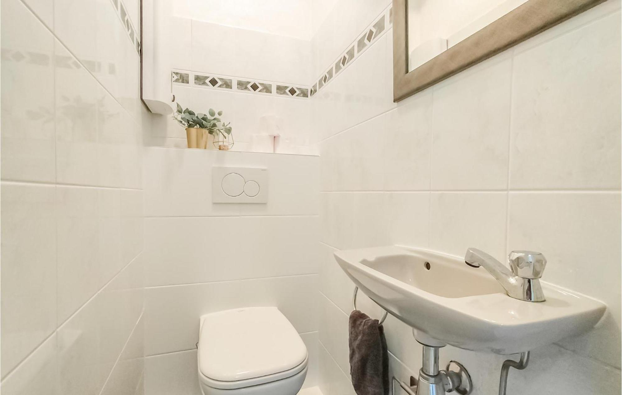 Appartement 2 Bedroom Lovely In Oostende